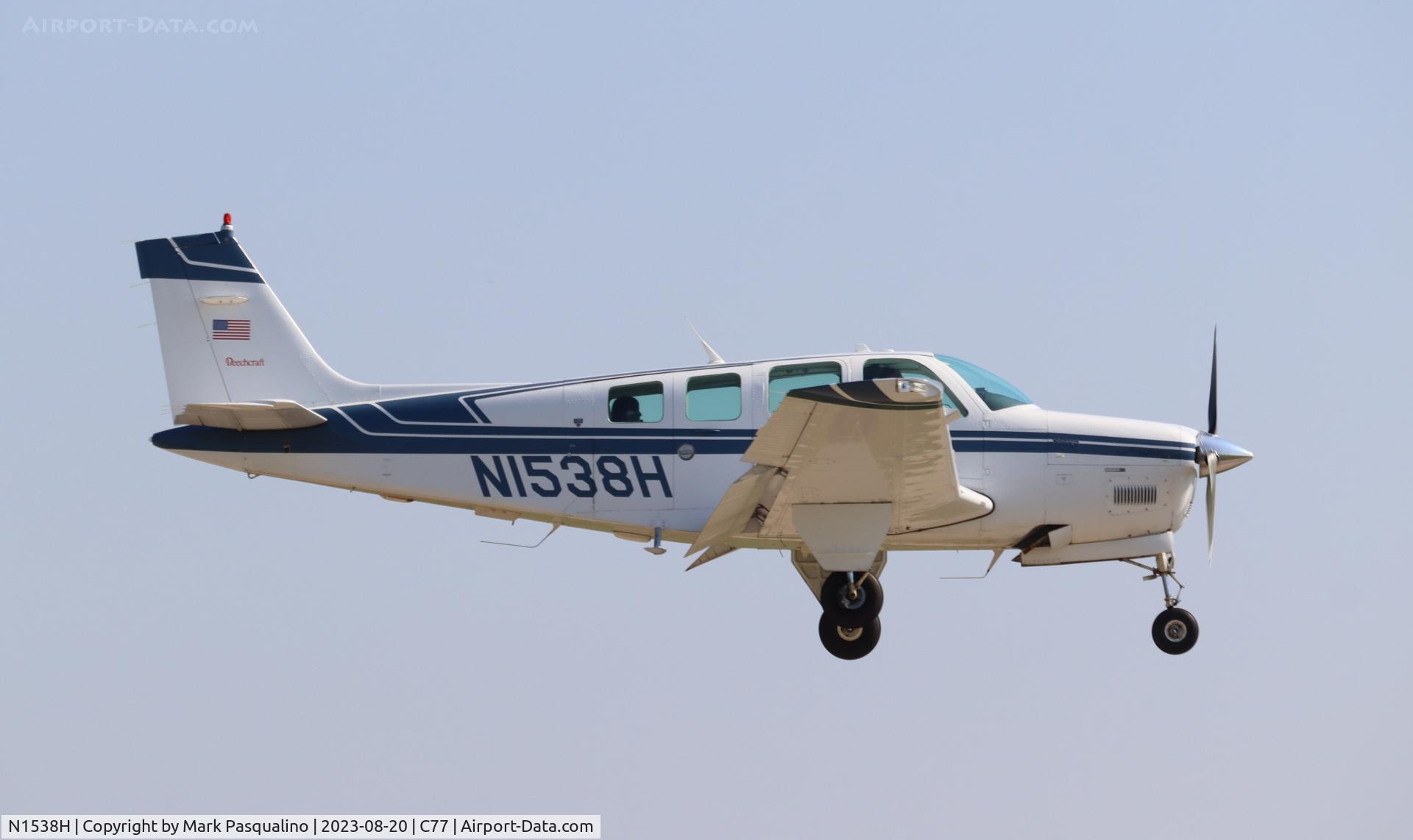 N1538H, 1988 Beech A36 Bonanza 36 C/N E-2451, Beech A36