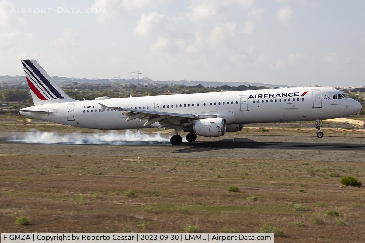 F-GMZA, 1994 Airbus A321-111 C/N 498, Runway 05