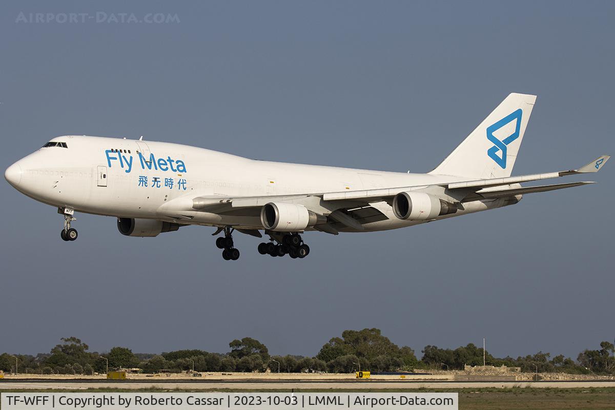 TF-WFF, 1992 Boeing 747-446 C/N 26343, Runway 31