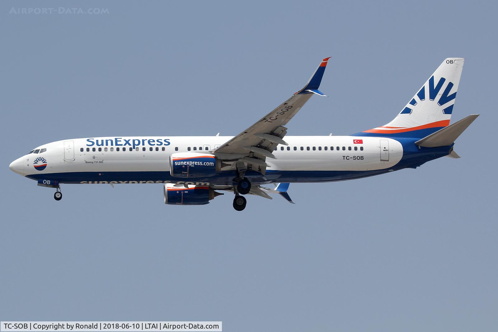 TC-SOB, 2016 Boeing 737-8HC C/N 61175, at ayt
