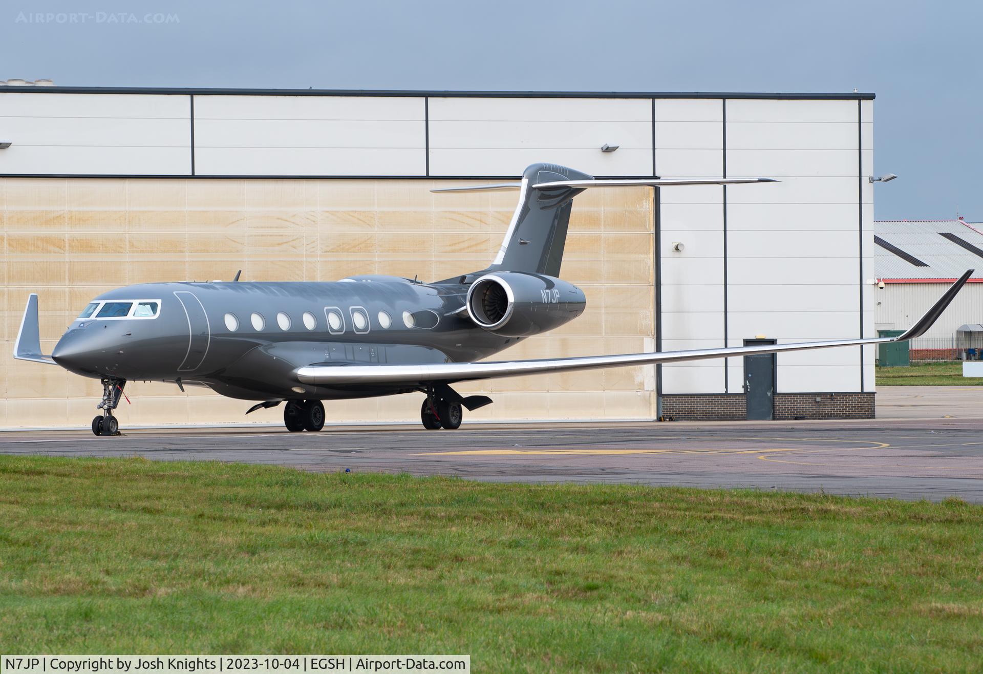 N7JP, 2014 Gulfstream Aerospace G650 (G-VI) C/N 6080, On Stand At SaxonAir Norwich.
