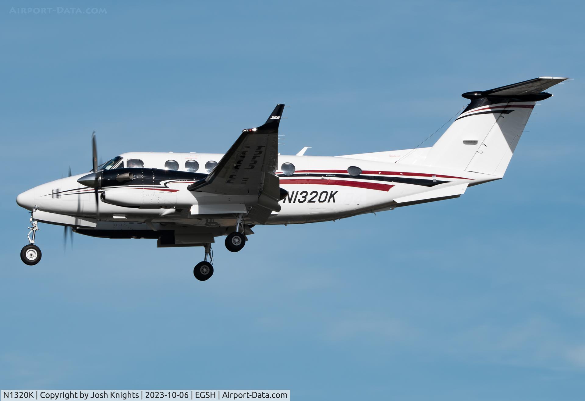 N1320K, 2023 Beech B300 King Air King Air C/N FL-1320, Arriving at Norwich.