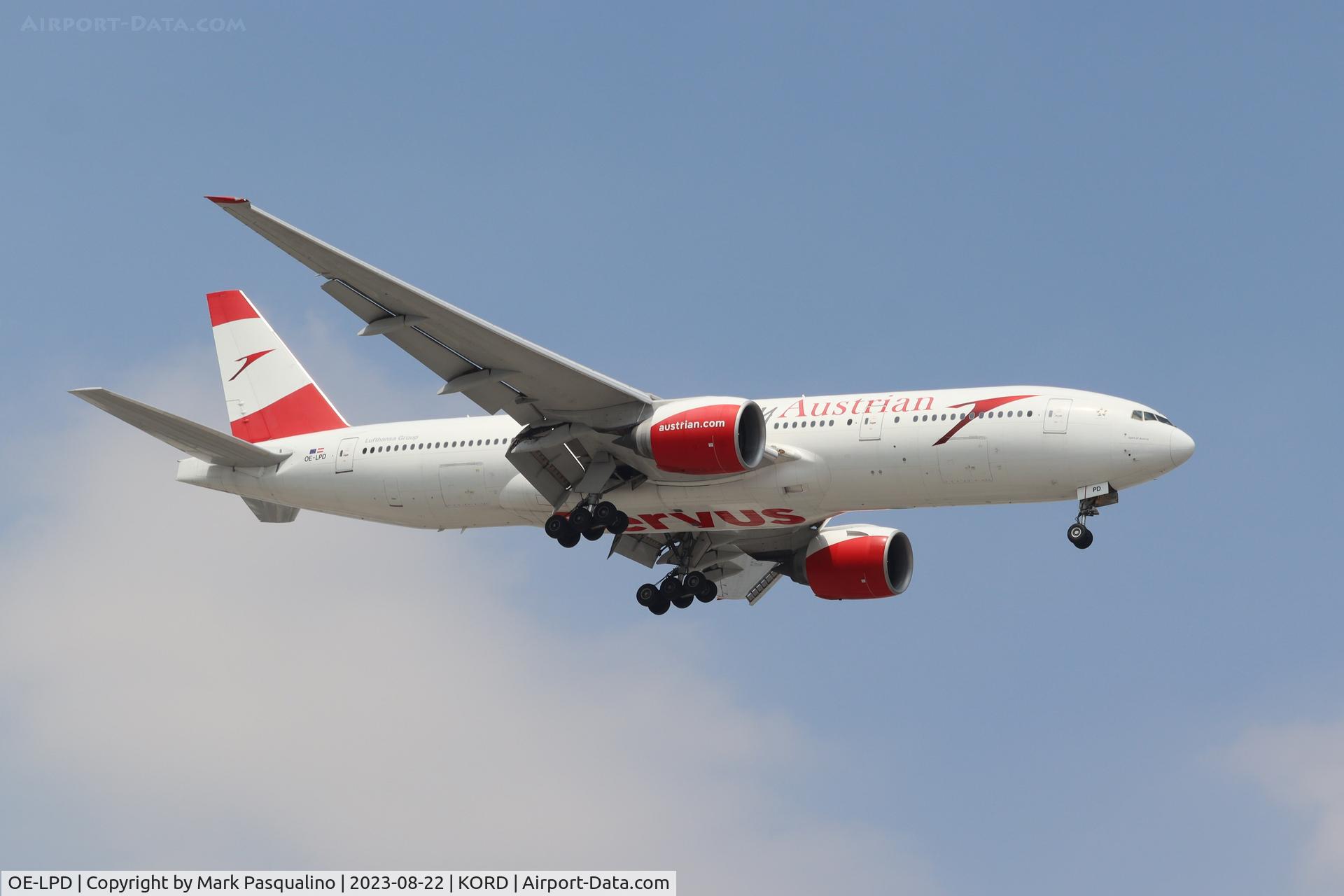 OE-LPD, 2006 Boeing 777-2Z9/ER C/N 35960, Boeing 777-2Z9/ER