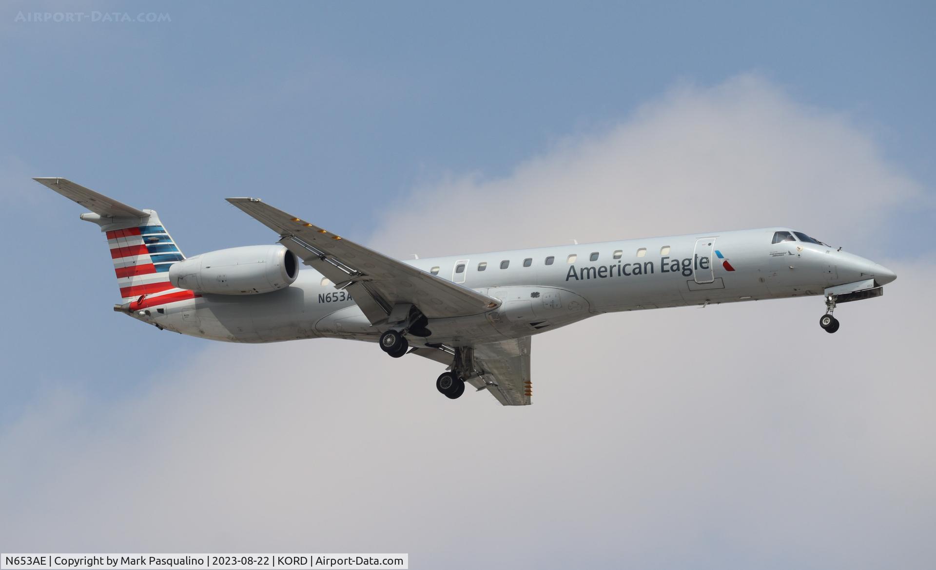 N653AE, 2001 Embraer ERJ-145LR (EMB-145LR) C/N 145433, EMB-145LR
