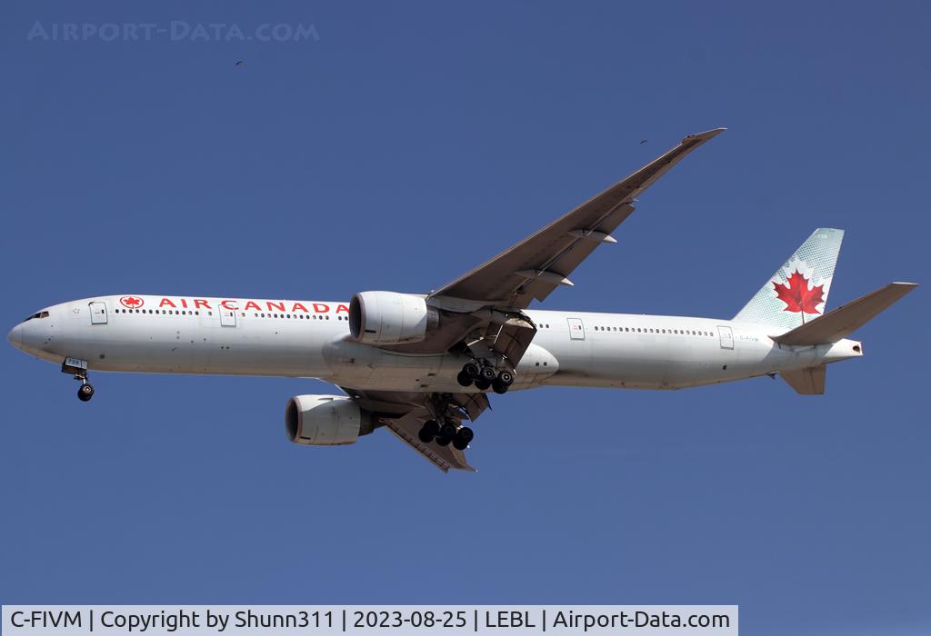 C-FIVM, 2008 Boeing 777-333/ER C/N 35251, Landing rwy 24R still in old c/s
