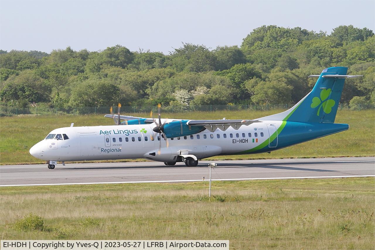 EI-HDH, 2014 ATR 72-212A C/N 1169, ATR 72-212A, Taxiing rwy 07R, Brest-Bretagne airport (LFRB-BES)