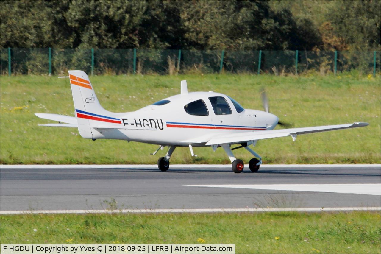 F-HGDU, Cirrus SR20 C/N 2152, Cirrus SR20, Landing rwy 07R, Brest-Bretagne Airport (LFRB-BES)