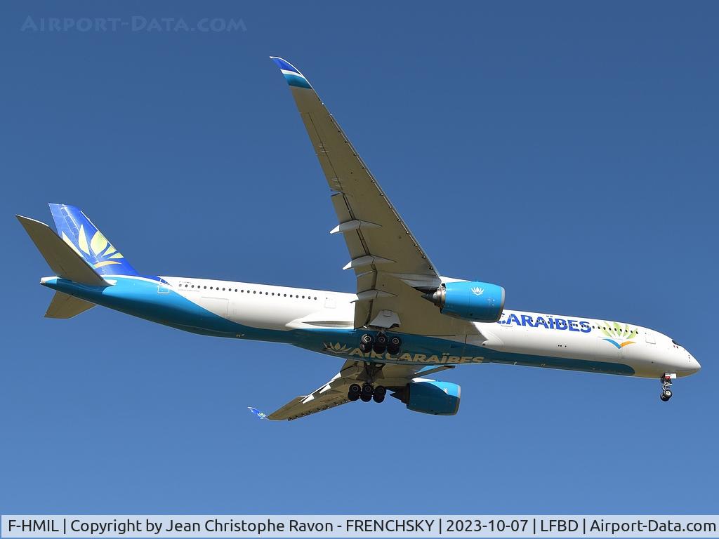 F-HMIL, 2016 Airbus A350-1041 C/N 0065, CAJ1640 from Paris Orly landing runway 05