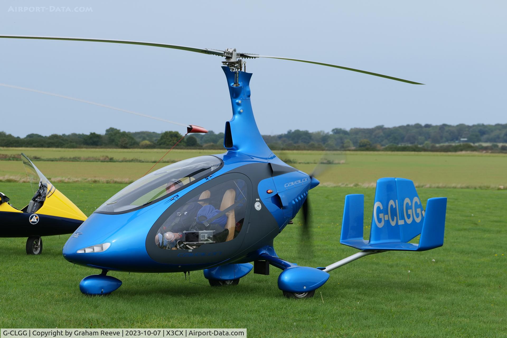 G-CLGG, 2019 RotorSport UK Cavalon C/N RSUK/CVLN/034, On the ground at Northrepps.