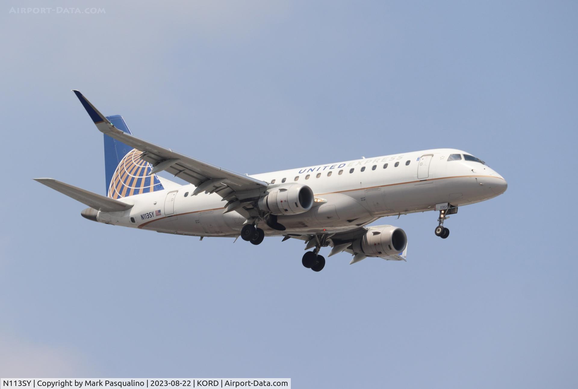 N113SY, 2014 Embraer 175LR (ERJ-170-200LR) C/N 17000407, ERJ-170-200LR