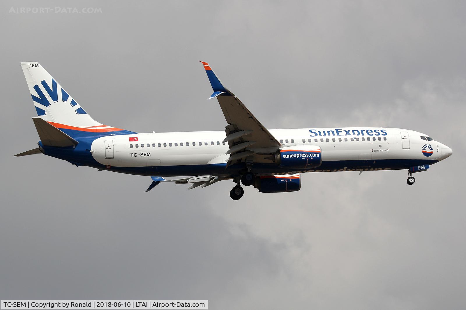 TC-SEM, 2015 Boeing 737-8HC C/N 61173, at ayt