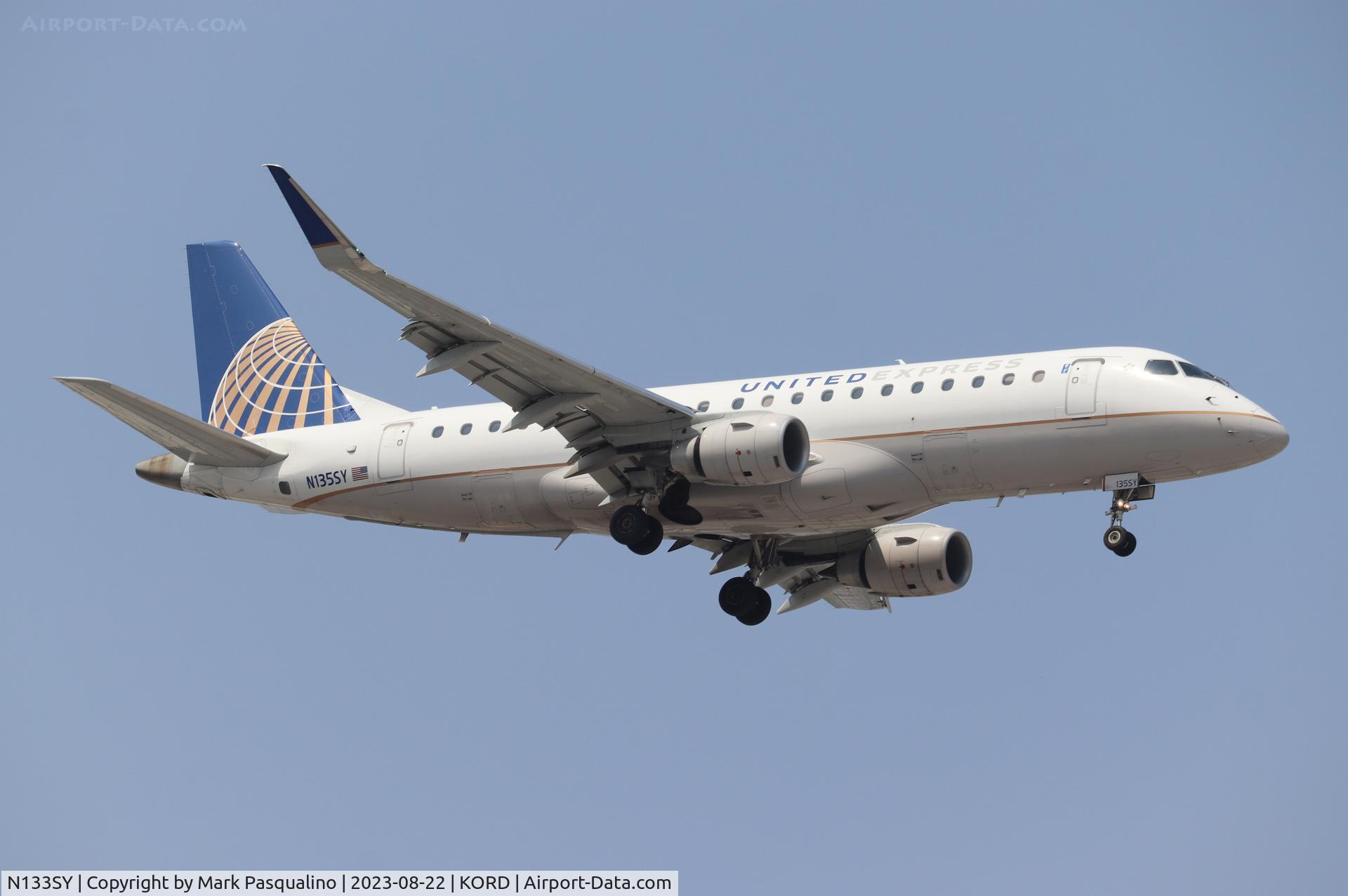 N133SY, 2015 Embraer 175LR (ERJ-170-200LR) C/N 17000452, ERJ-170-200LR