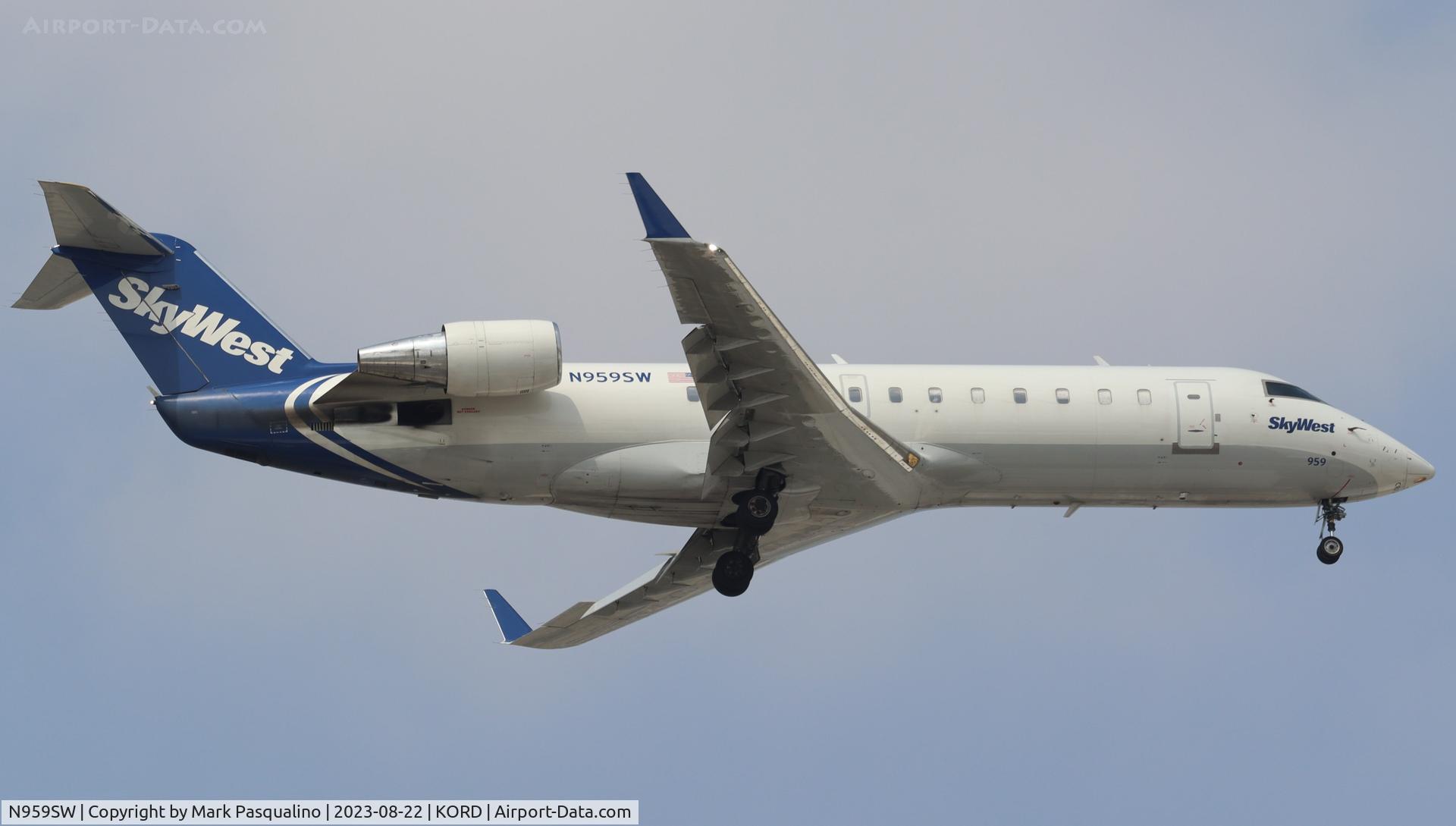 N959SW, 2003 Canadair CL-600-2B19 Regional Jet CRJ-200LR C/N 7840, CL-600-2B19