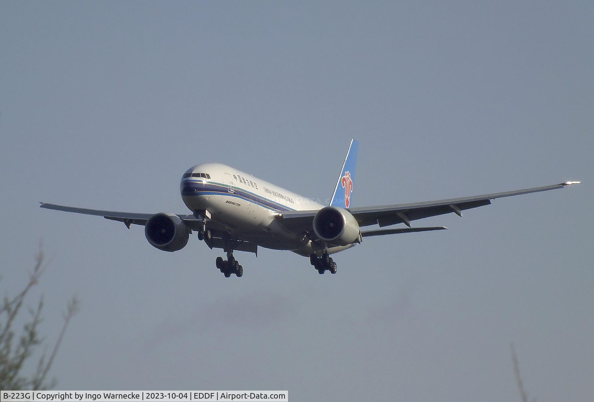 B-223G, 2023 Boeing 777-F C/N 67821, Boeing 777F of China Southern Cargo on final approach to Frankfurt-Main airport