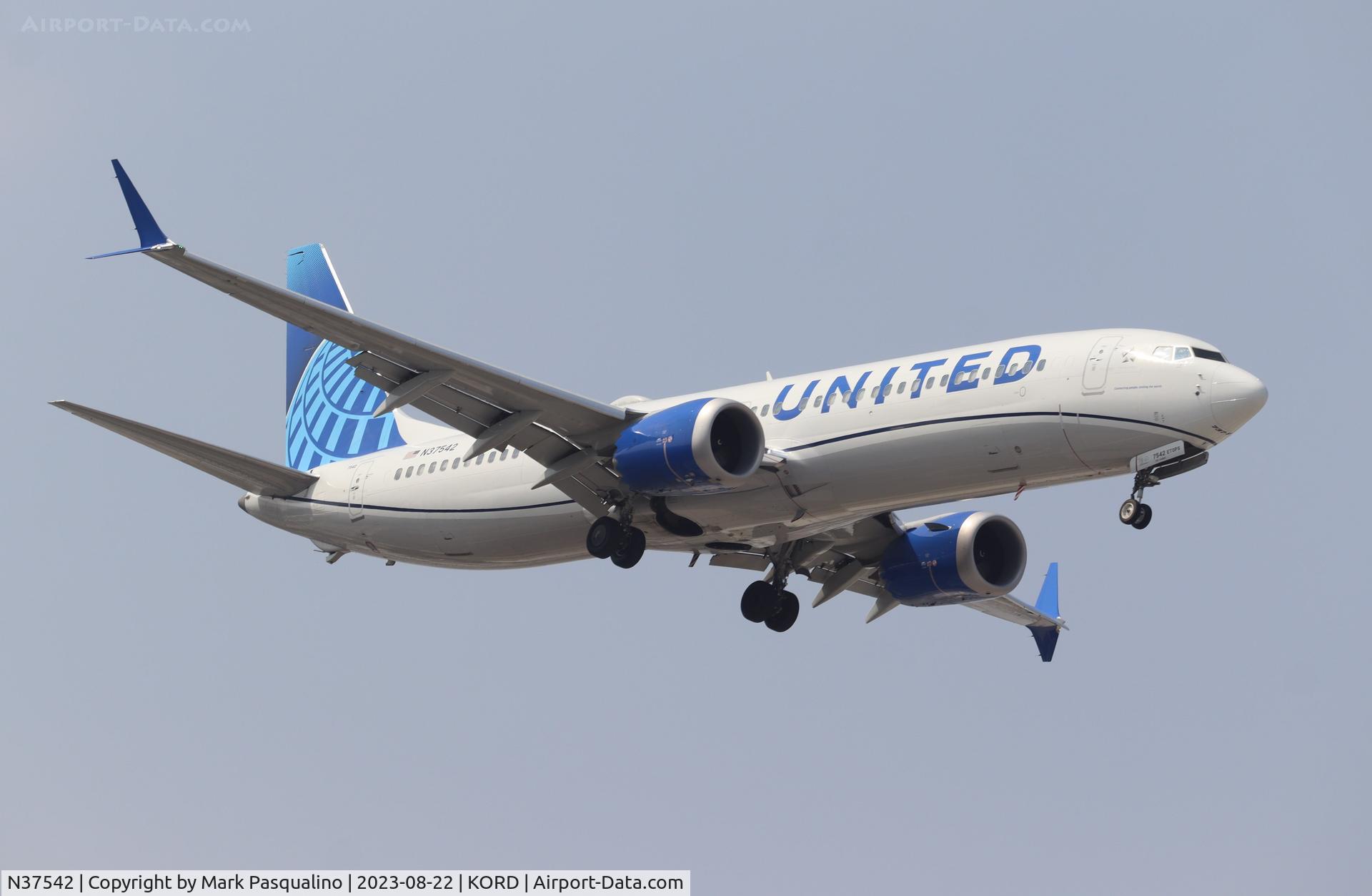 N37542, 2022 Boeing 737-9 MAX C/N 64470, Boeing 737-9 MAX