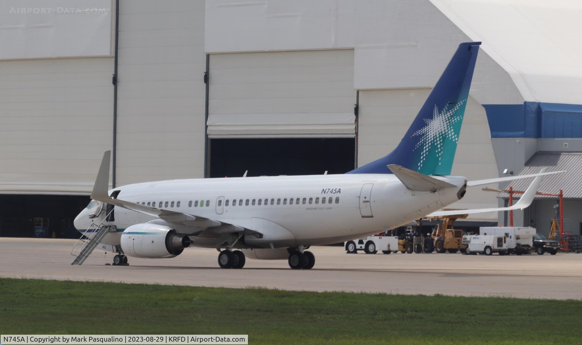 N745A, 2001 Boeing 737-7AX C/N 30185, Boeing 737-7AX