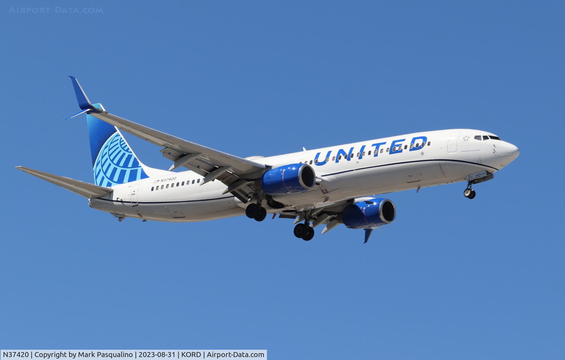 N37420, 2008 Boeing 737-924/ER C/N 33457, Boeing 737-924/ER