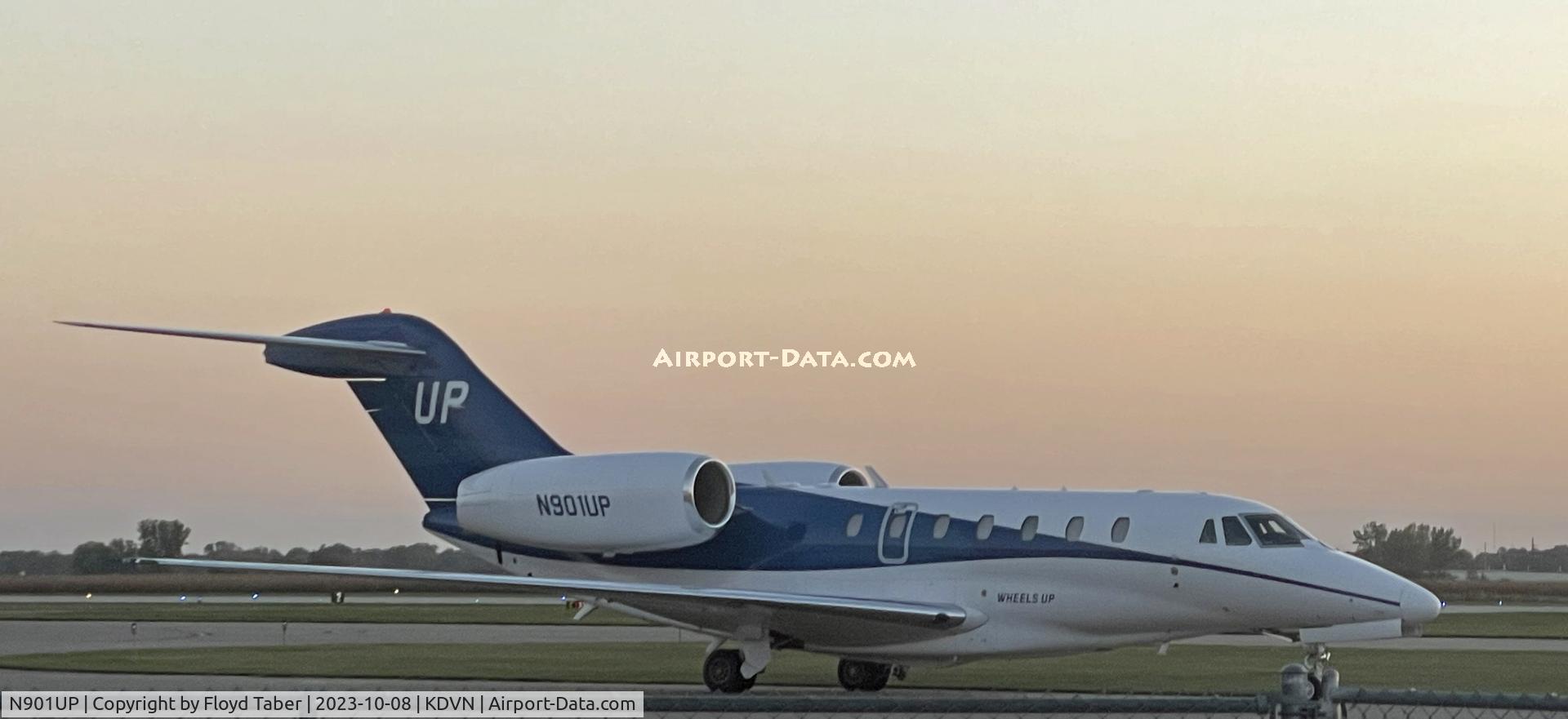 N901UP, 2000 Cessna 750 Citation X Citation X C/N 750-0137, On the REVV Aviation Ramp