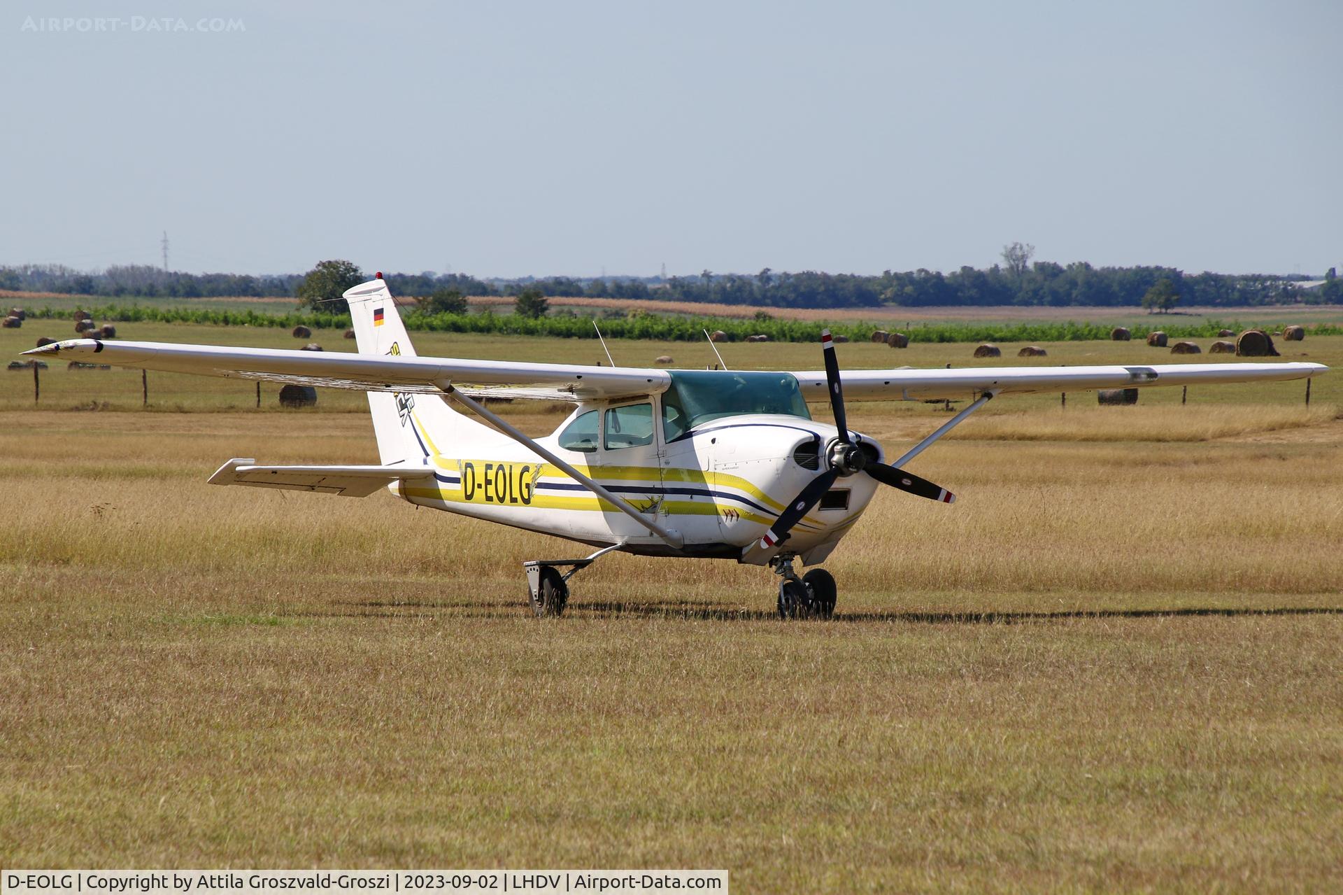 D-EOLG, 1973 Cessna 182L Skylane C/N 18258630, LHDV - Dunaújváros-Kisapostag Airport, Hungary