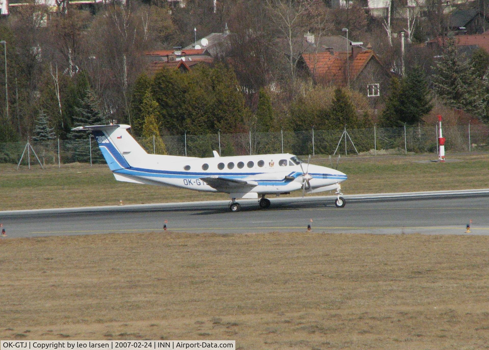 OK-GTJ, 1992 Beech Super King Air 300LW C/N FA-223, Innsbruck 24.2.2007