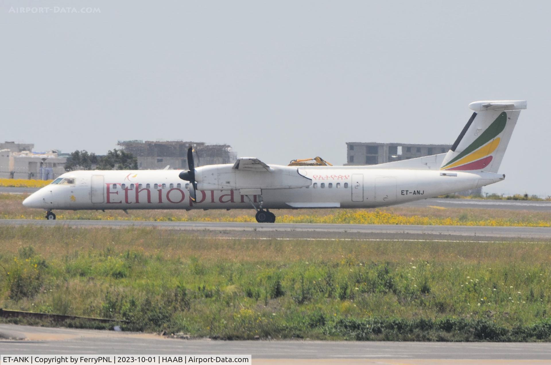 ET-ANK, 2010 Bombardier DHC-8-402Q Dash 8 Dash 8 C/N 4303, ET DHC8 rolling