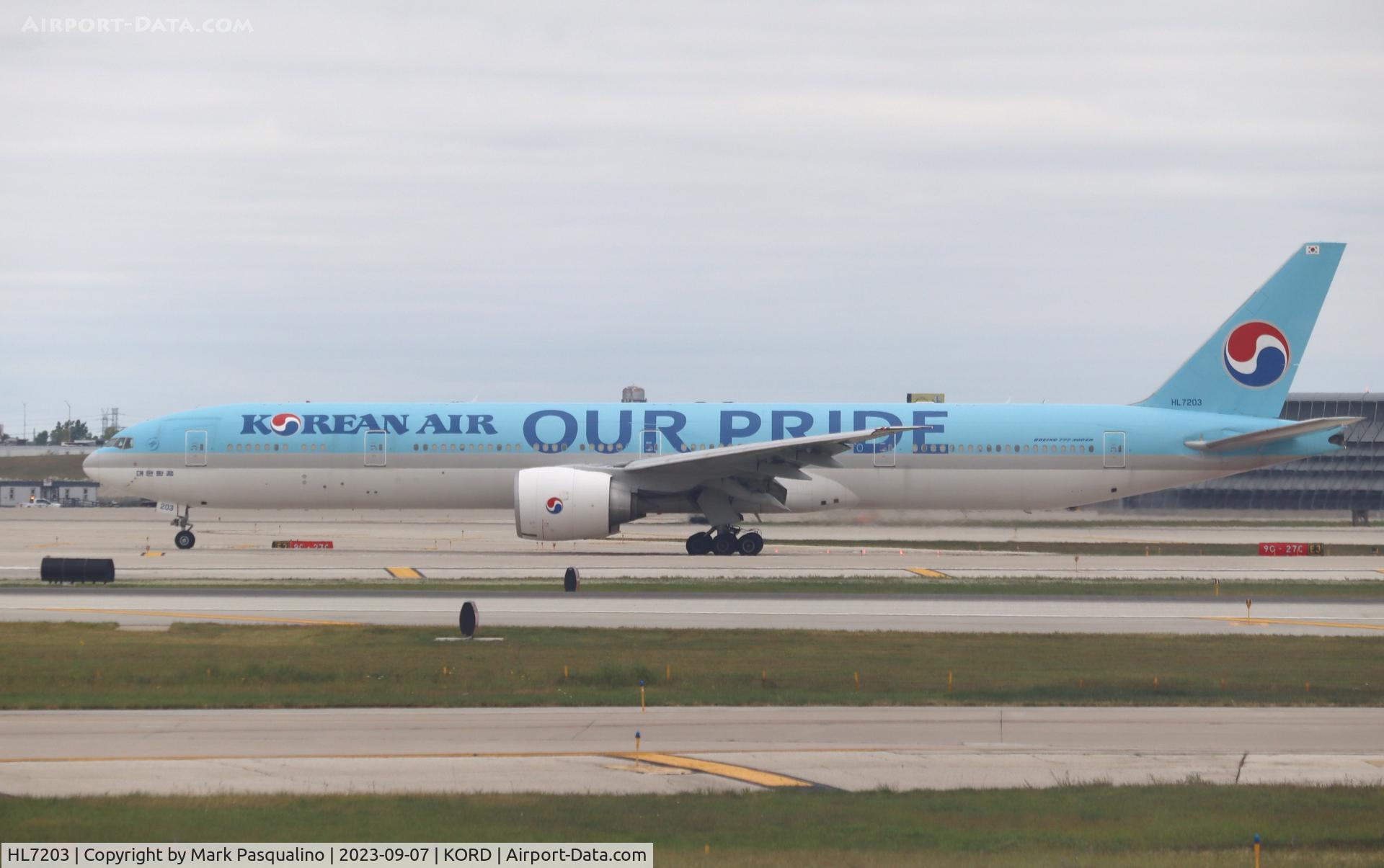 HL7203, 2018 Boeing 777-3B5/ER C/N 60378, Boeing 777-3B5/ER
