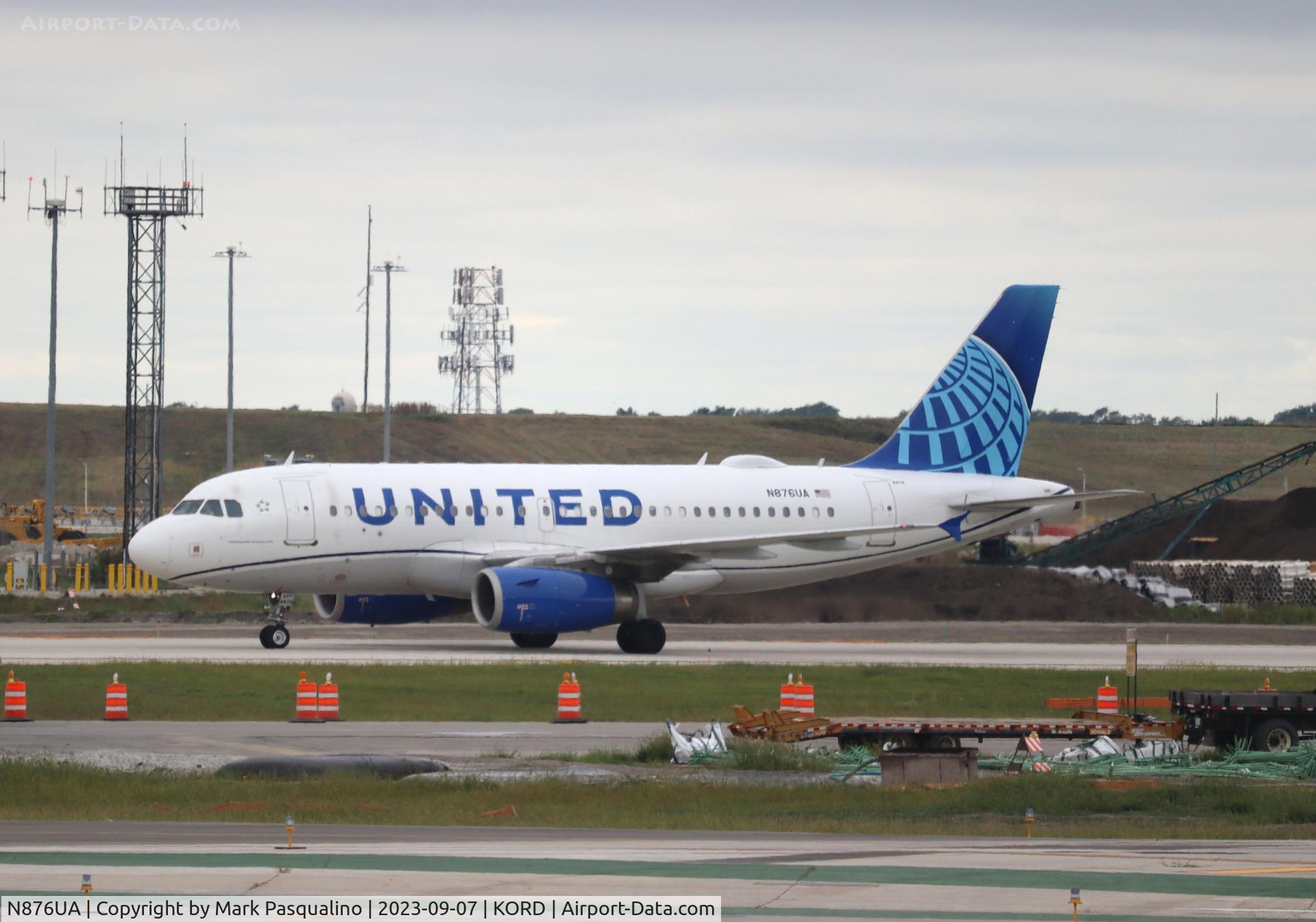 N876UA, 2004 Airbus A319-132 C/N 2203, Airbus A319-132