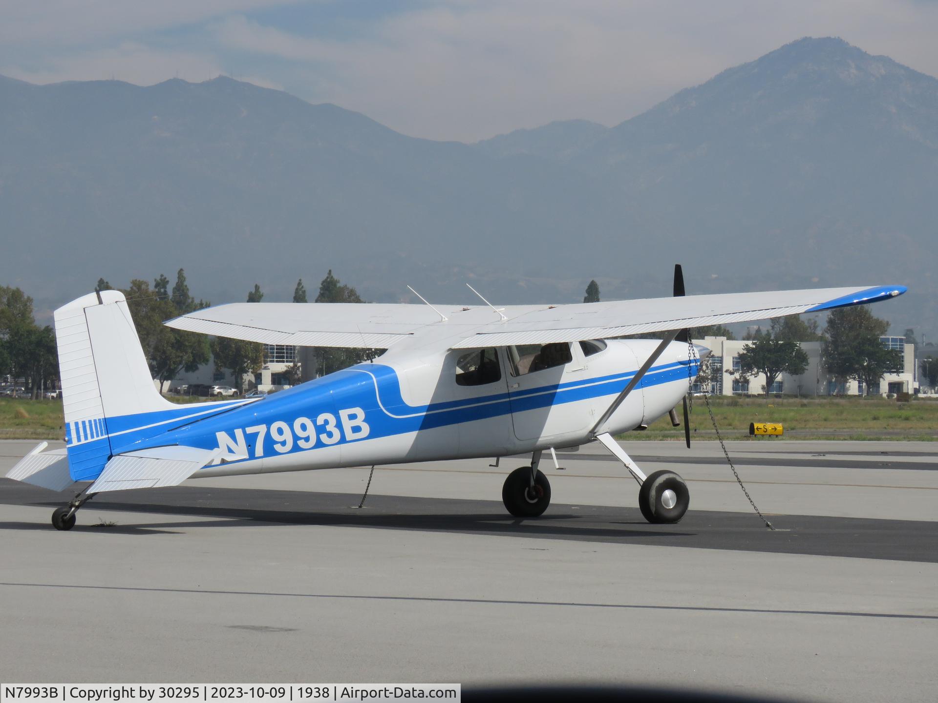 N7993B, 1957 Cessna 172 C/N 29793, Parked