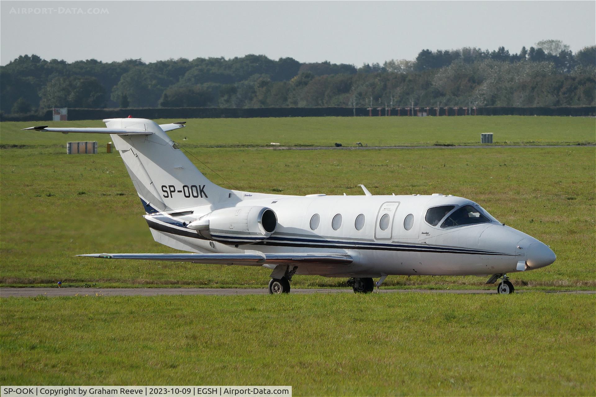 SP-OOK, 2007 Hawker Beechcraft 400A Beechjet Beechjet C/N RK-512, Departing from Norwich.