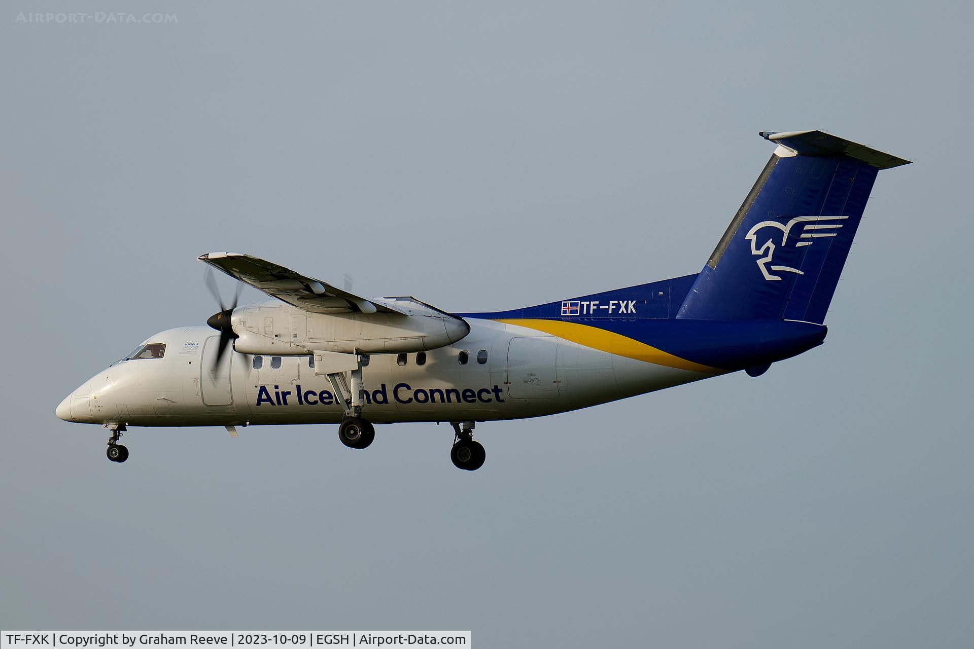TF-FXK, 1996 De Havilland Canada DHC-8-202 Dash 8 C/N 446, Landing at Norwich.