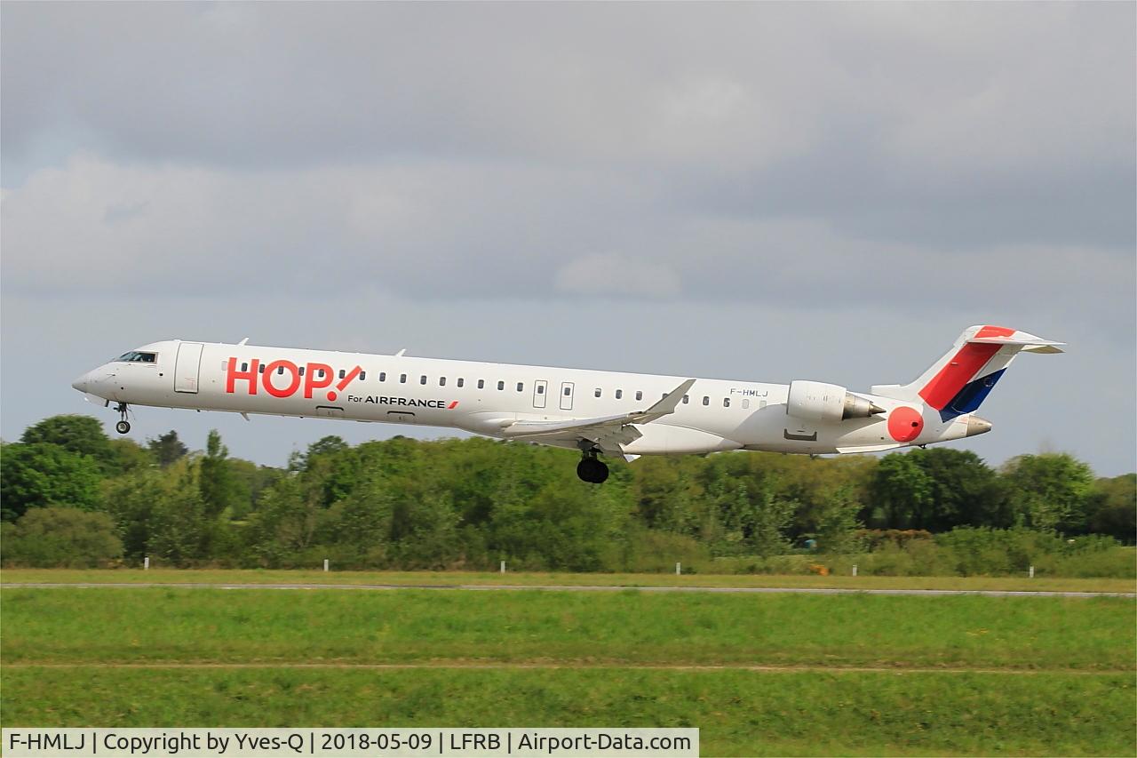 F-HMLJ, 2011 Bombardier CRJ-1000EL NG (CL-600-2E25) C/N 19015, Bombardier CRJ-1000EL NG, Landing rwy 25L, Brest-Bretagne Airport (LFRB-BES)