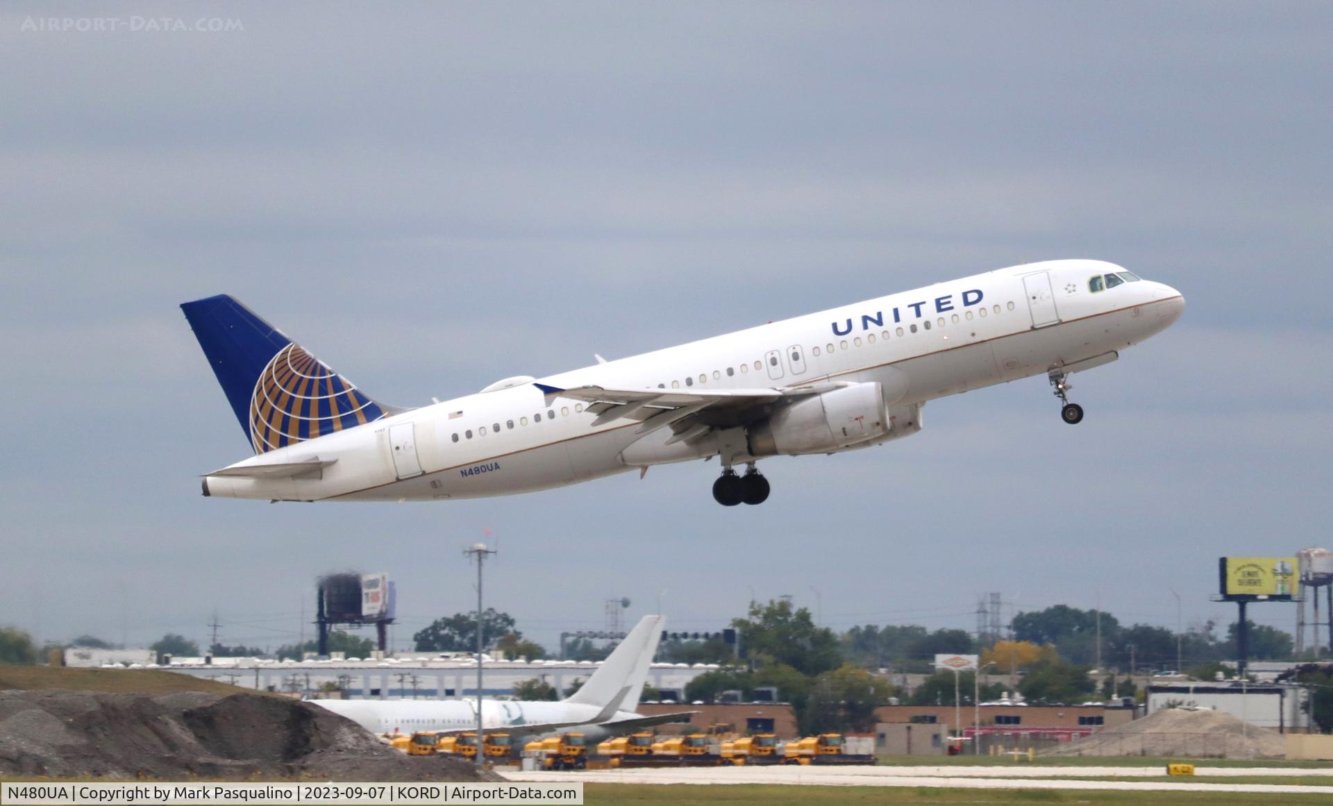 N480UA, 2001 Airbus A320-232 C/N 1555, Airbus A320-232