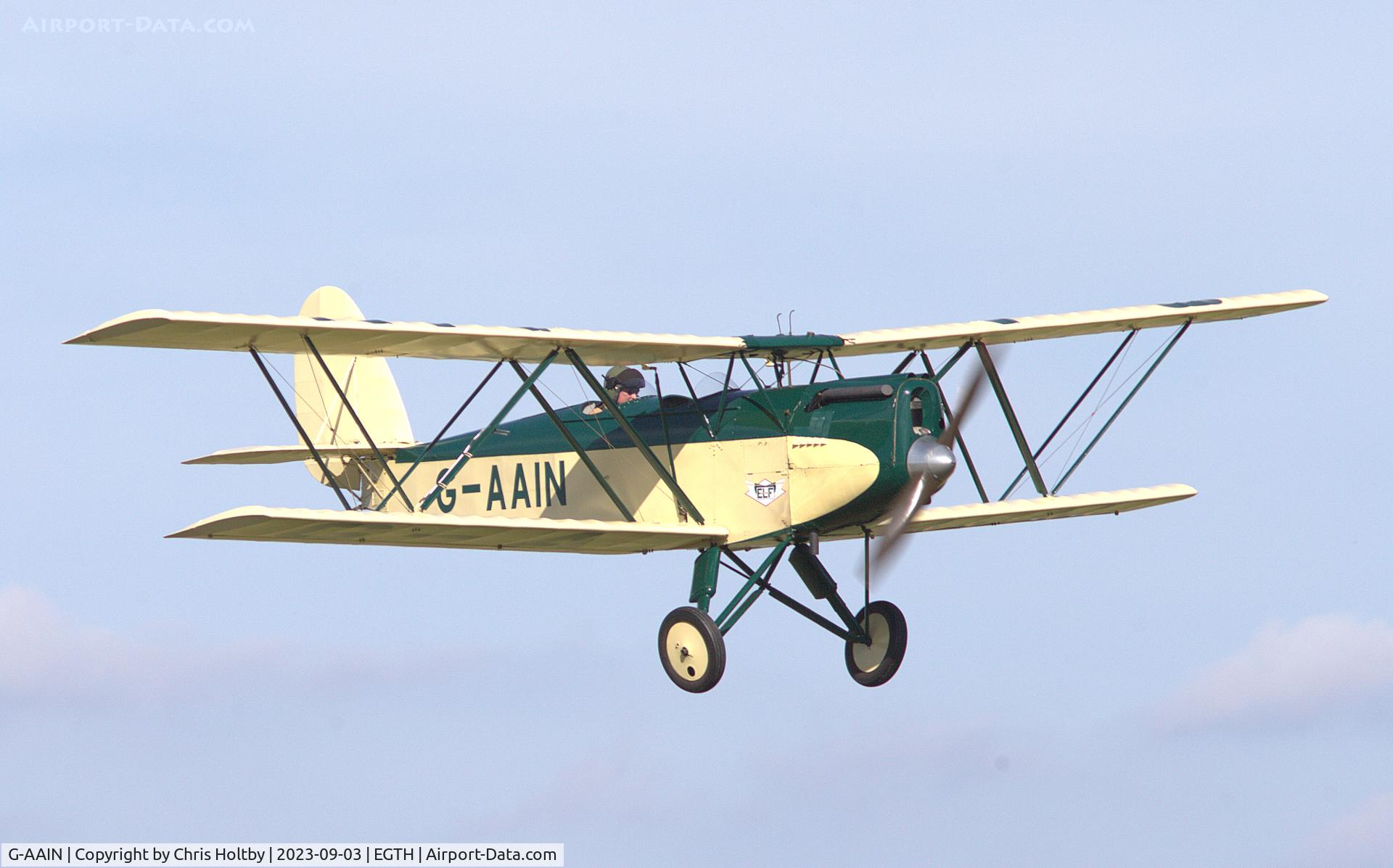 G-AAIN, 1934 Parnall Elf II C/N J.6, Returning to land at Old Warden after displating at the Vintage Airshow 2023
