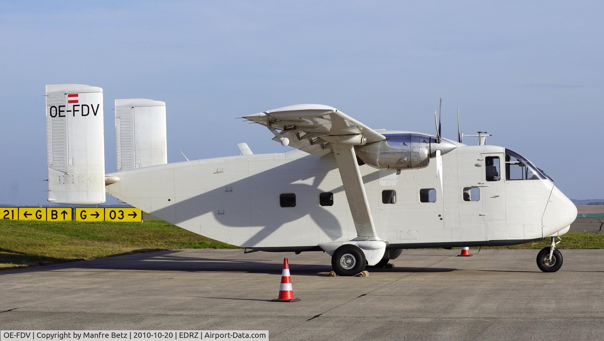 OE-FDV, 1970 Short SC-7 Skyvan (3M-400) C/N SH.1881, Pink Boogie
