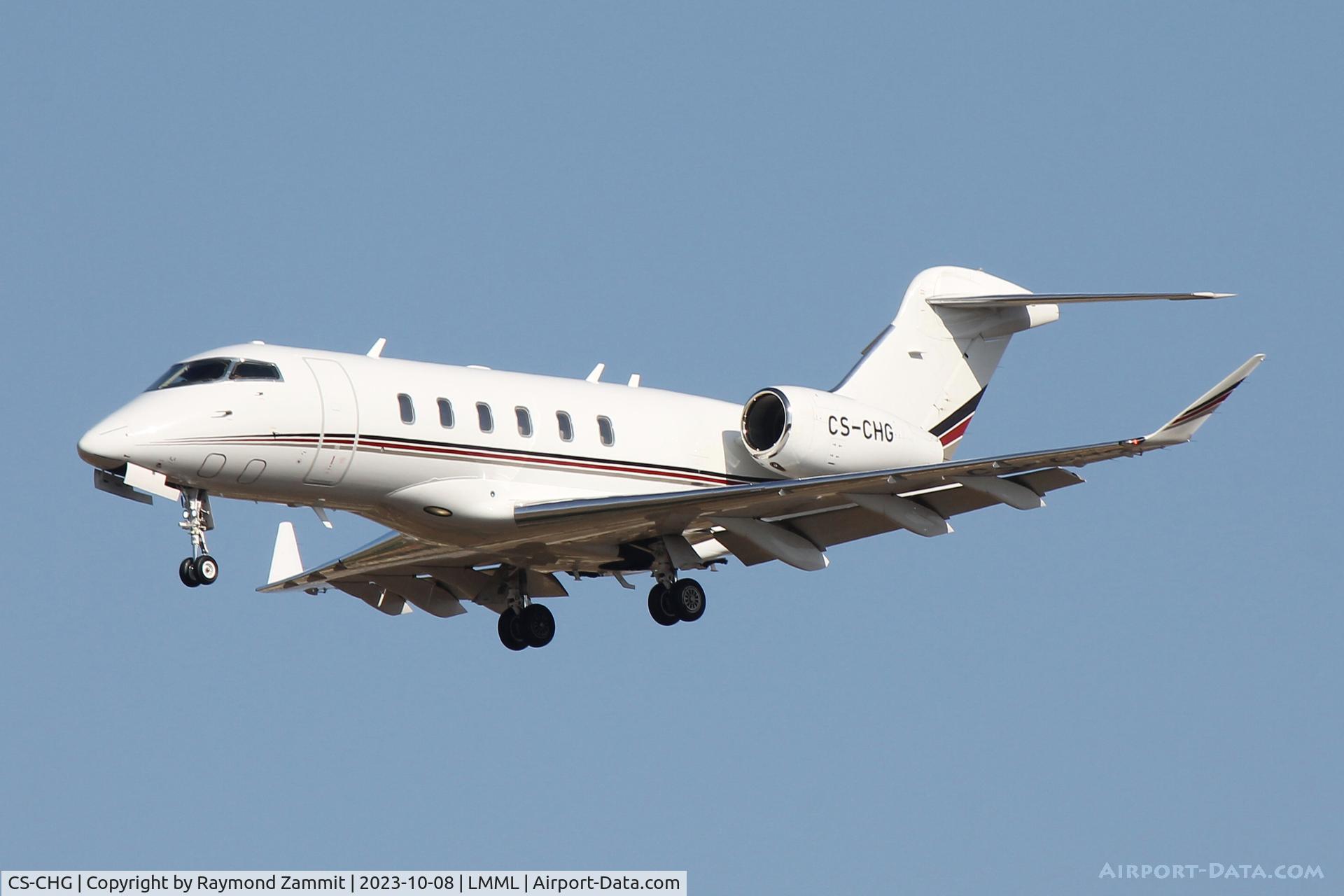 CS-CHG, 2017 Bombardier Challenger 350 (BD 100-1A10) C/N 20699, Bombardier Challenger 350 CS-CHG Netjets