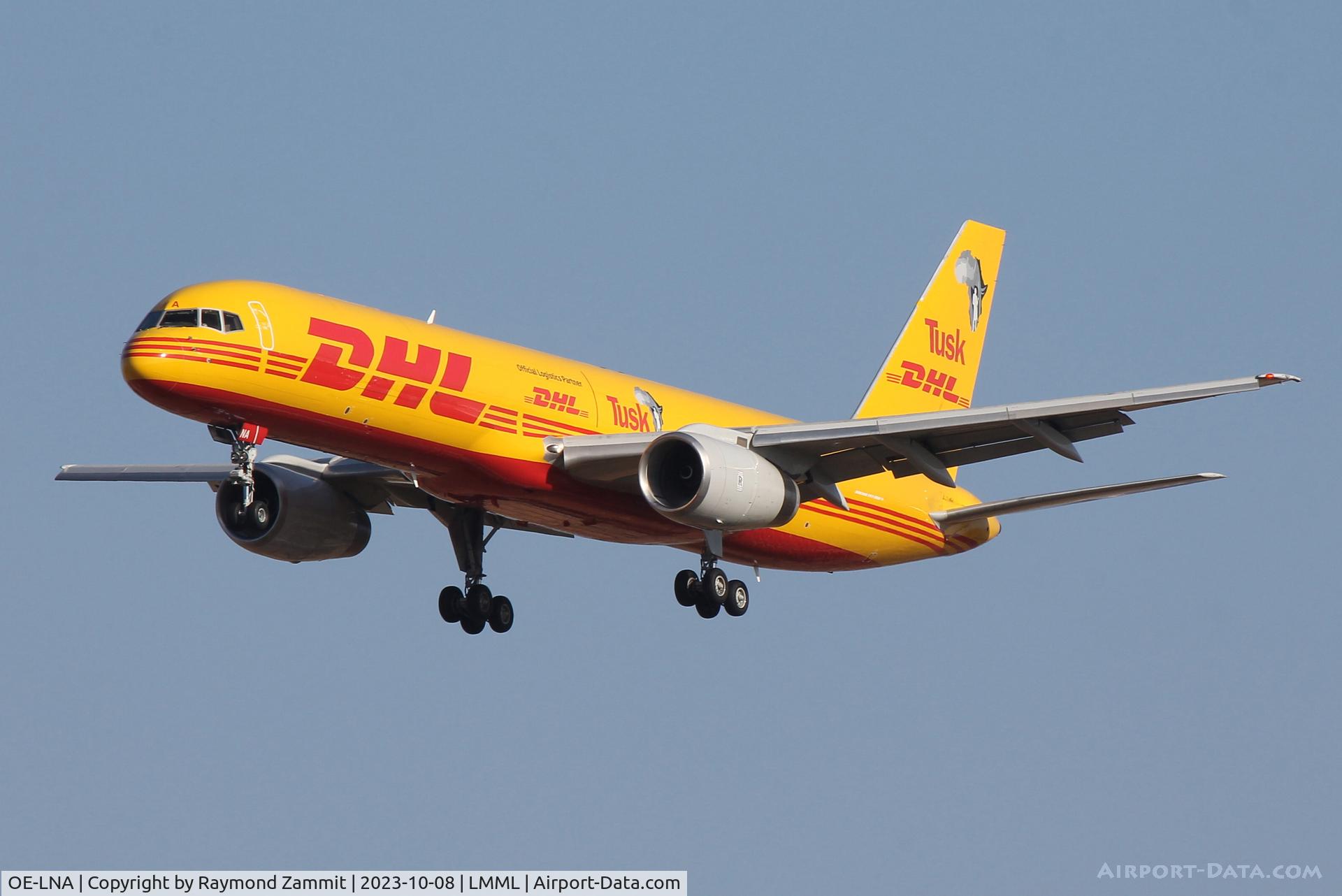 OE-LNA, 1991 Boeing 757-23APF C/N 24971, B757 OE-LNA DHL Air Austria
