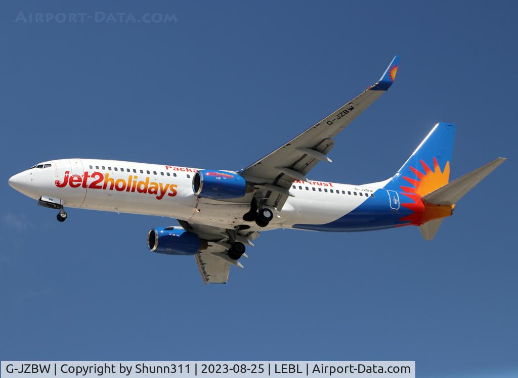 G-JZBW, 2008 Boeing 737-85P C/N 35708, Landing rwy 24R in Jet2 Holidays c/s