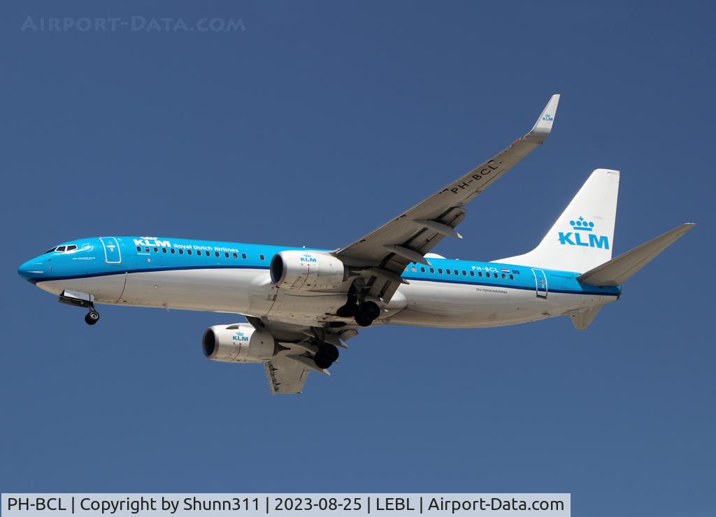 PH-BCL, 2019 Boeing 737-800 C/N 63624, Landing rwy 24R