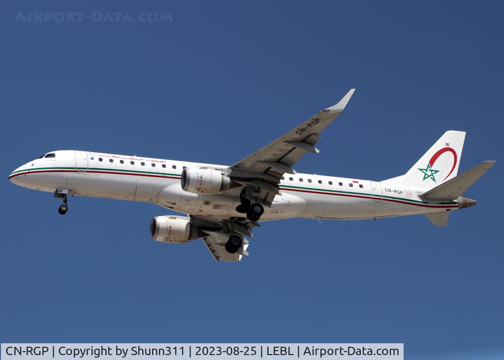 CN-RGP, 2014 Embraer ERJ-190AR C/N 19000681, Landing rwy 24R