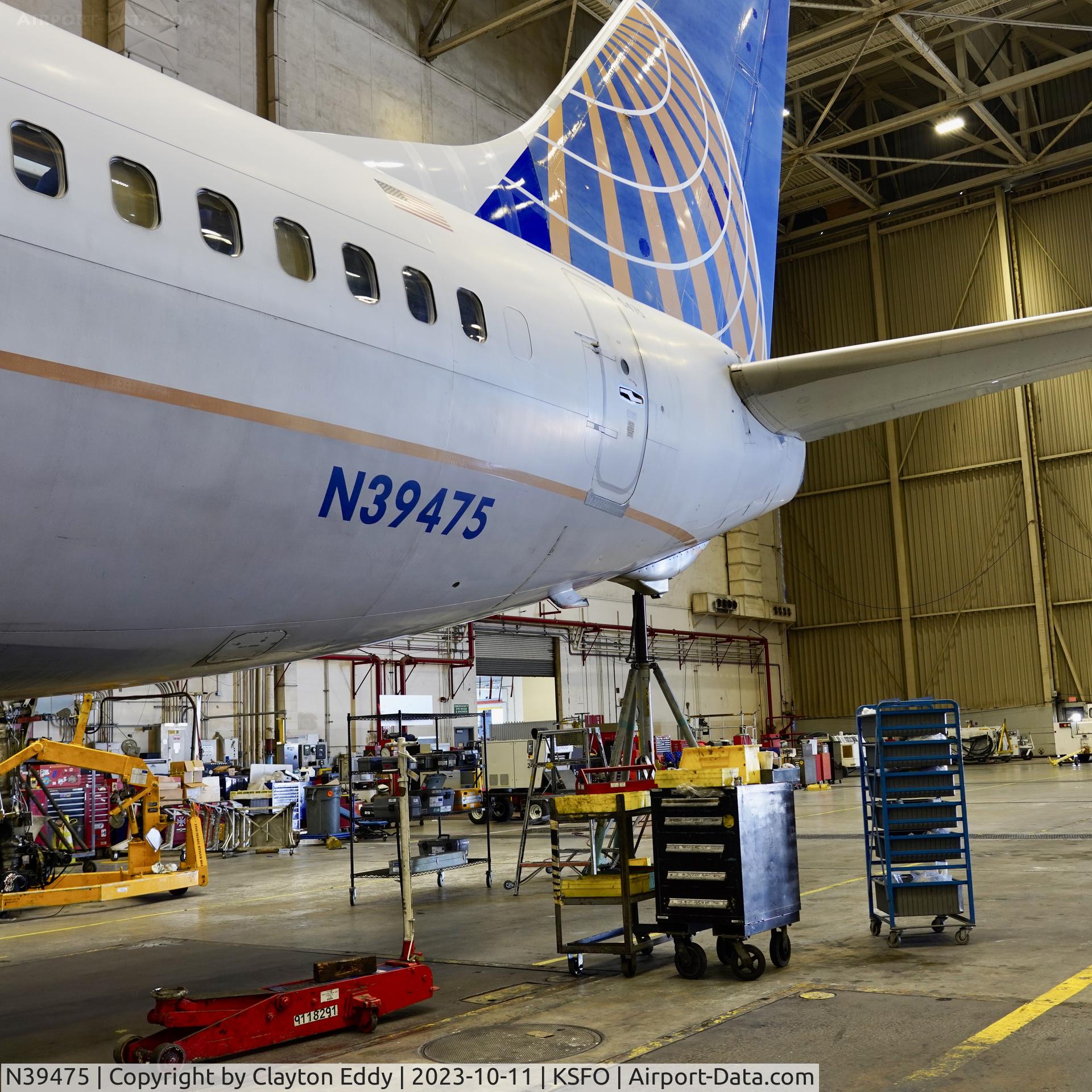 N39475, 2013 Boeing 737-924/ER C/N 37100, SFO 2023.
