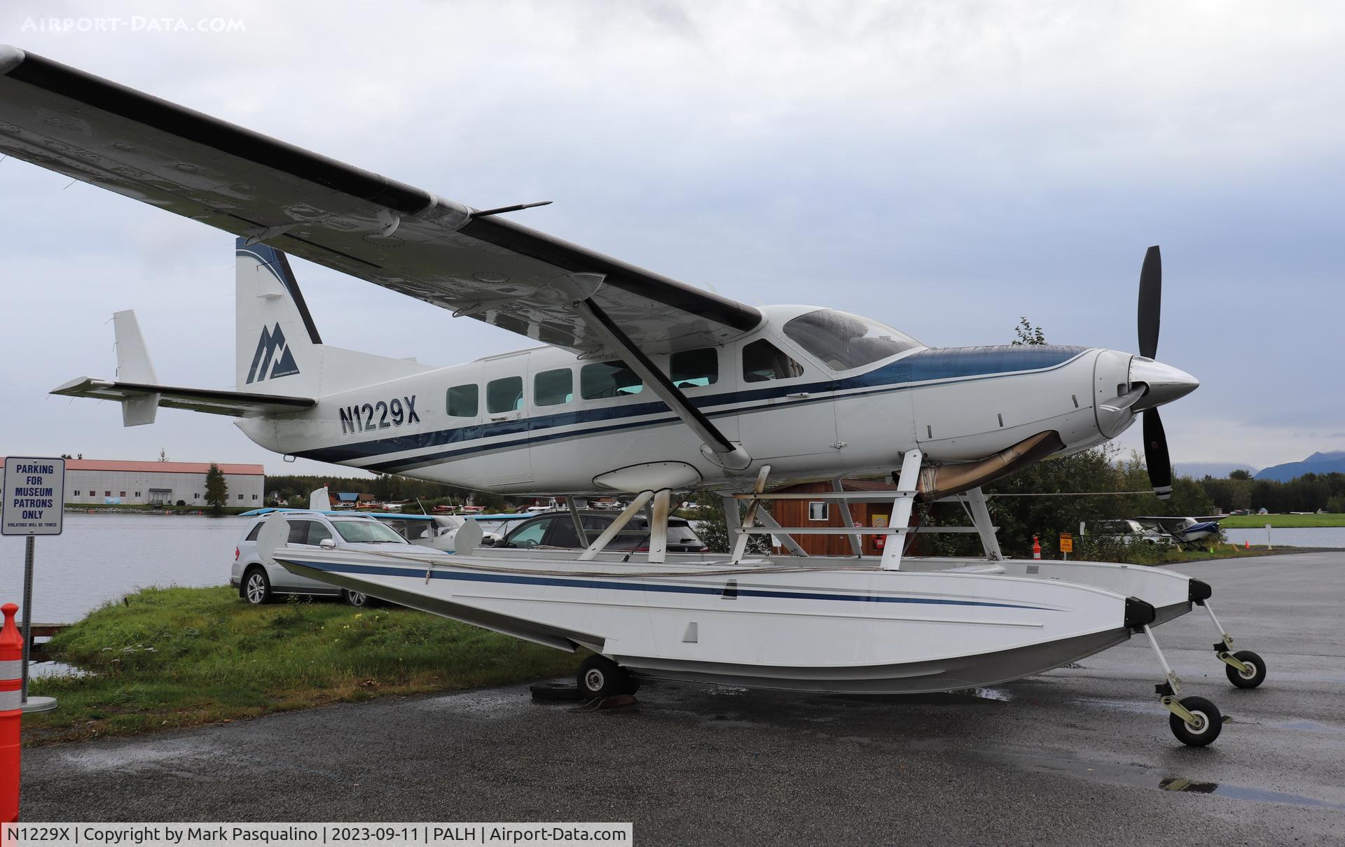N1229X, 1992 Cessna 208 Caravan I C/N 208-00212, Cessna 208