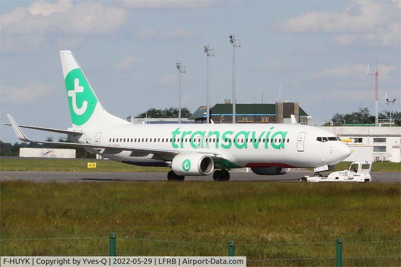 F-HUYK, Boeing 737-800 C/N 38034, Boeing 737-8JP, Push back, Brest-Bretagne airport (LFRB-BES)