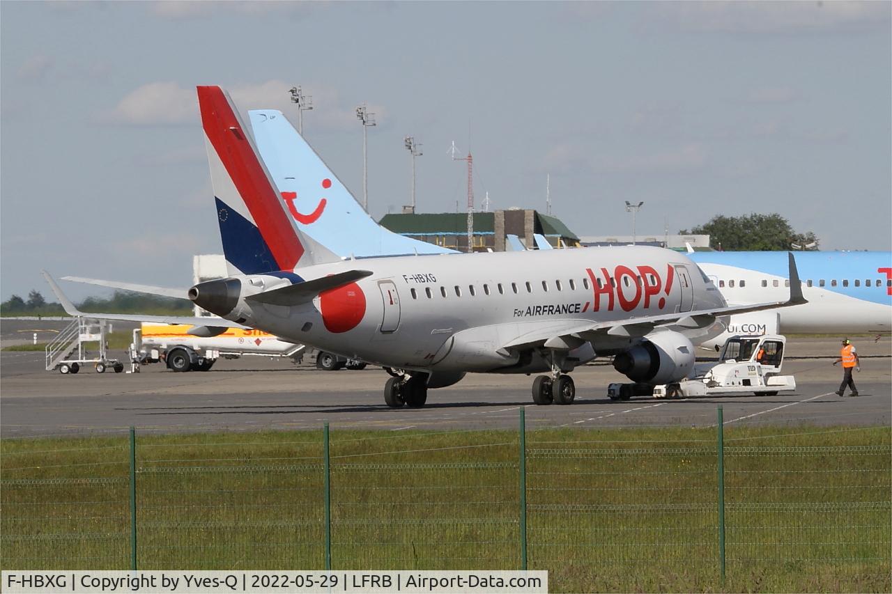 F-HBXG, 2009 Embraer 170ST (ERJ-170-100ST) C/N 17000301, Embraer 170ST, Push back, Brest-Bretagne airport (LFRB-BES)