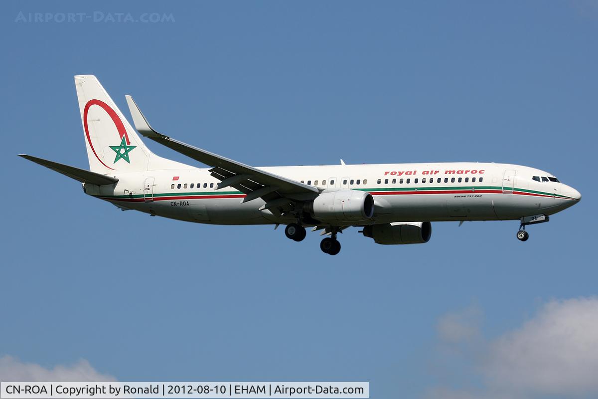 CN-ROA, 2004 Boeing 737-8B6 C/N 33059, at spl