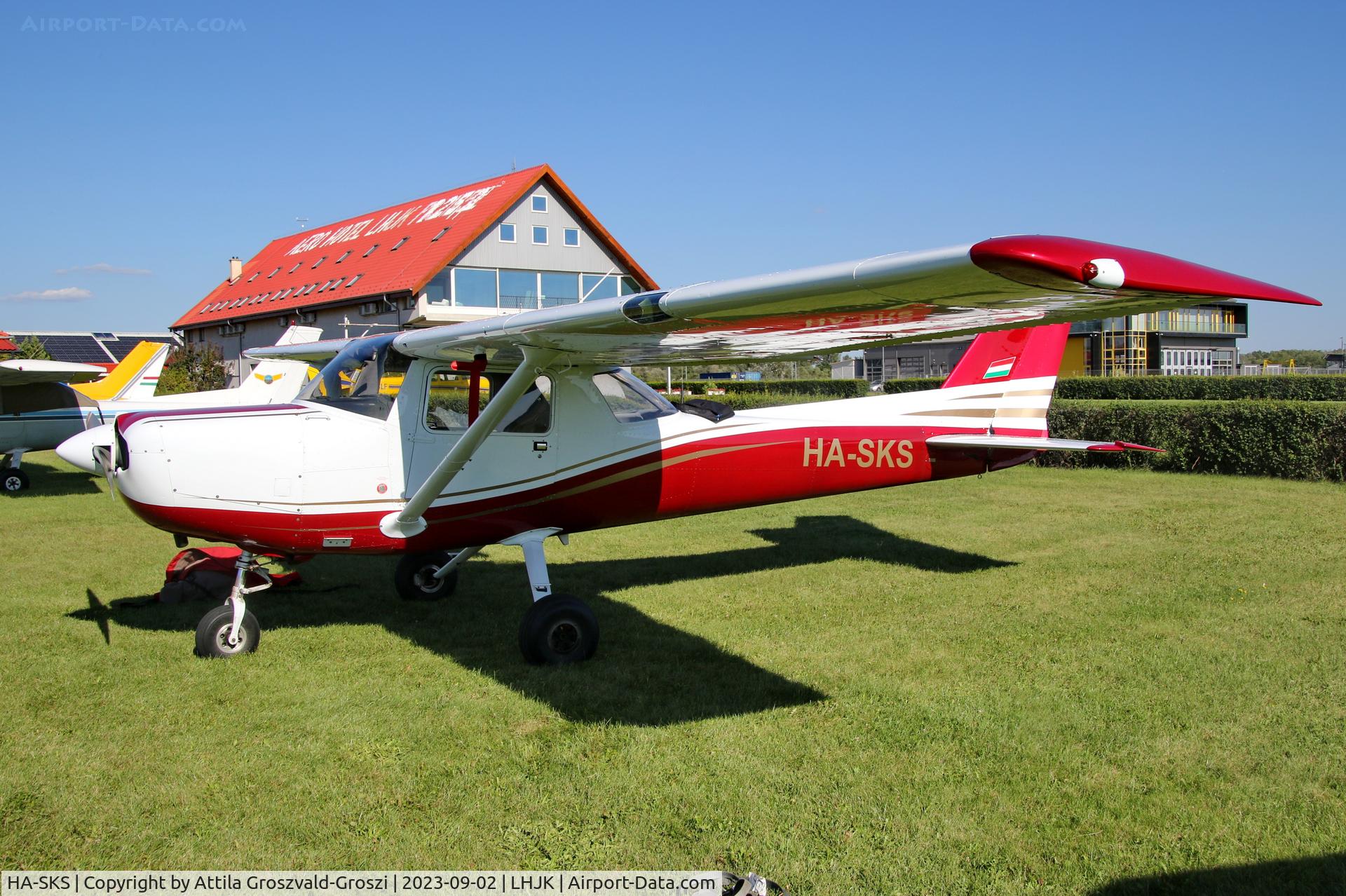 HA-SKS, 1984 Cessna 152 C/N 15285904, LHJK - Jakabszállás Airport, Hungary