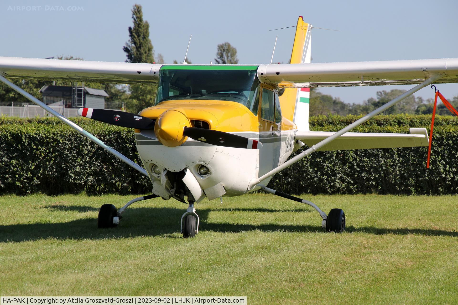 HA-PAK, 1980 Cessna 172RG Cutlass RG C/N 172RG-0375, LHJK - Jakabszállás Airport, Hungary