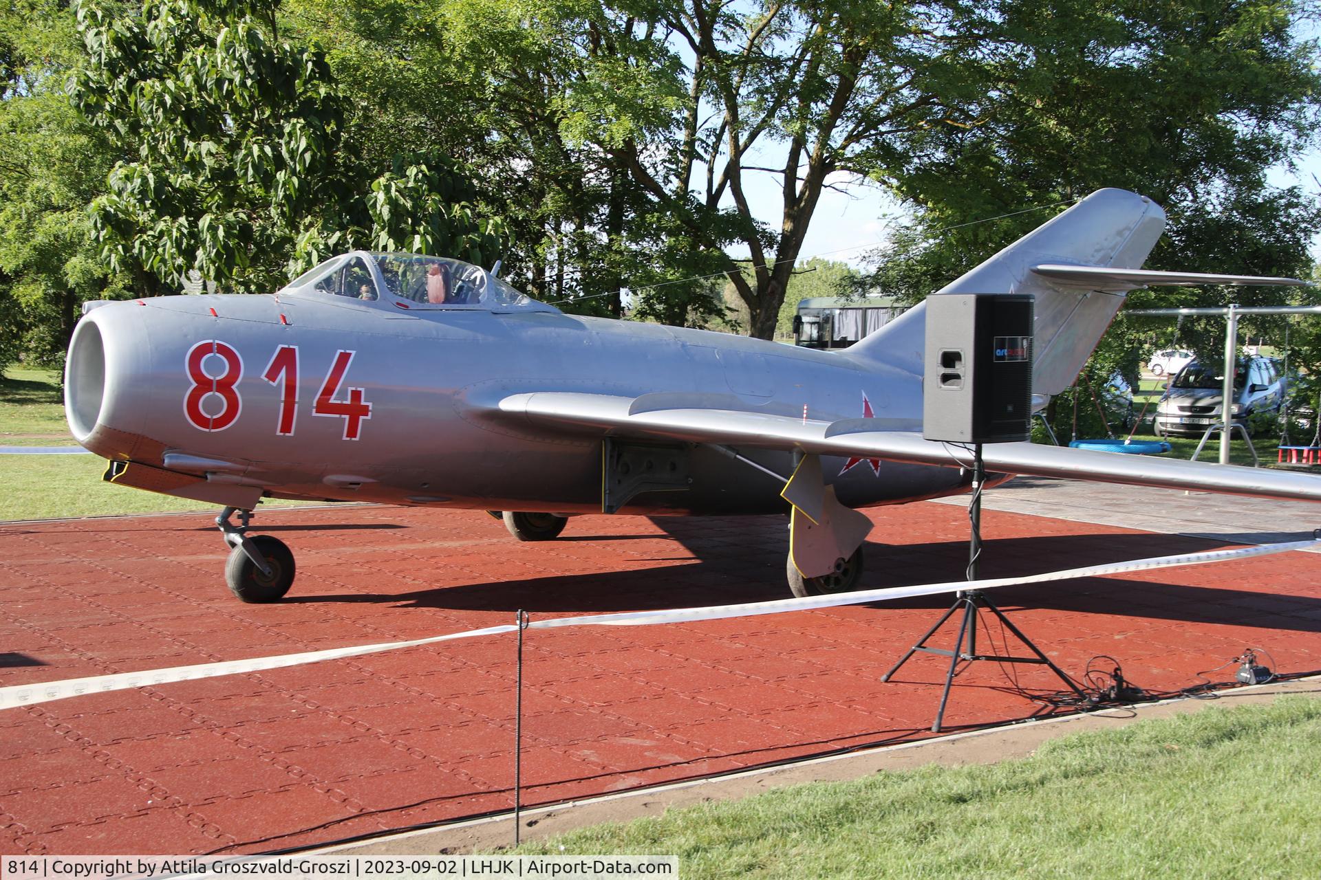 814, 1953 Mikoyan-Gurevich MiG-15 bis C/N 31530814, LHJK - Jakabszállás Airport, Hungary