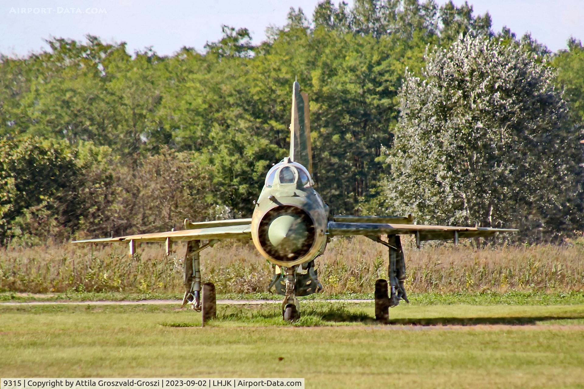 9315, Mikoyan-Gurevich MiG-21MF C/N 969315, LHJK - Jakabszállás Airport, Hungary