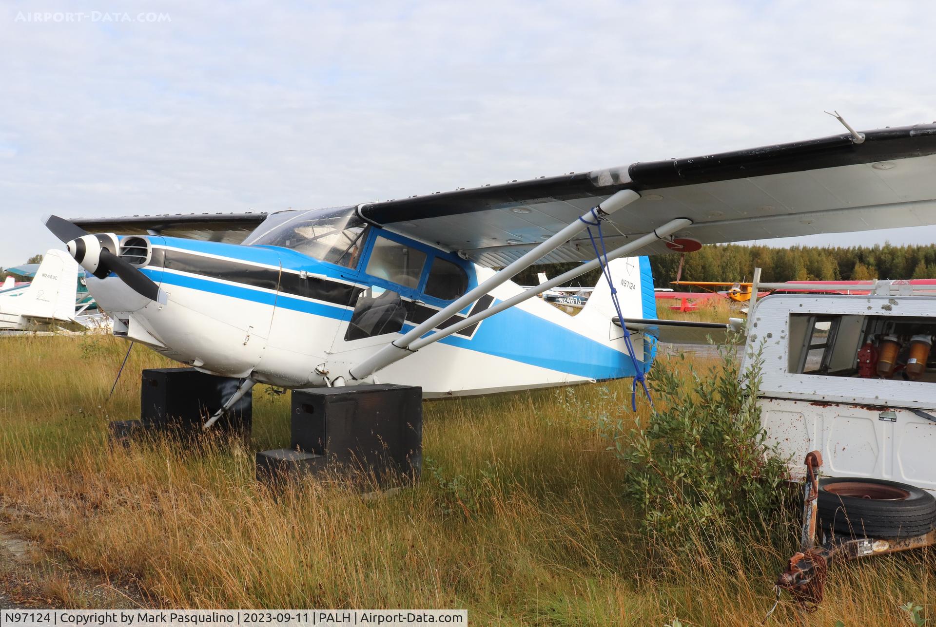 N97124, 1946 Stinson 108-2 Voyager C/N 108-1124, Stinson 108-2