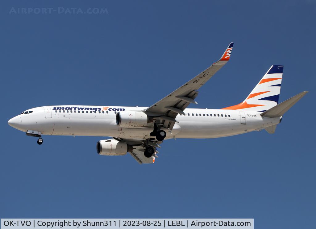 OK-TVO, 2002 Boeing 737-8CX C/N 32360, Landing rwy 24R...